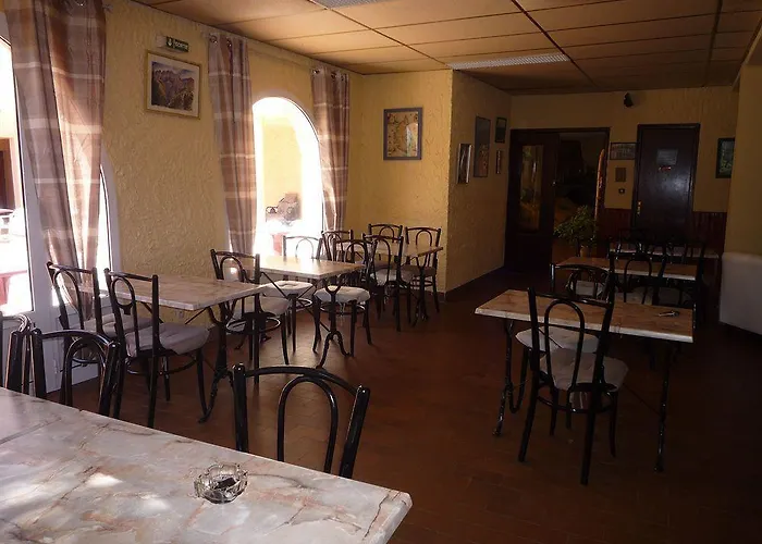 Отель Cinque Arcate