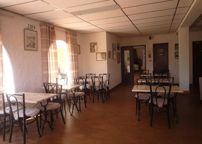 Отель Cinque Arcate 3*